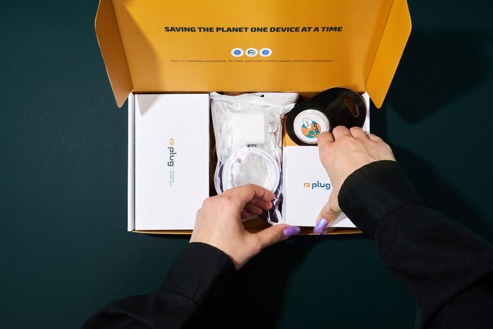 Plug packaging and accessories