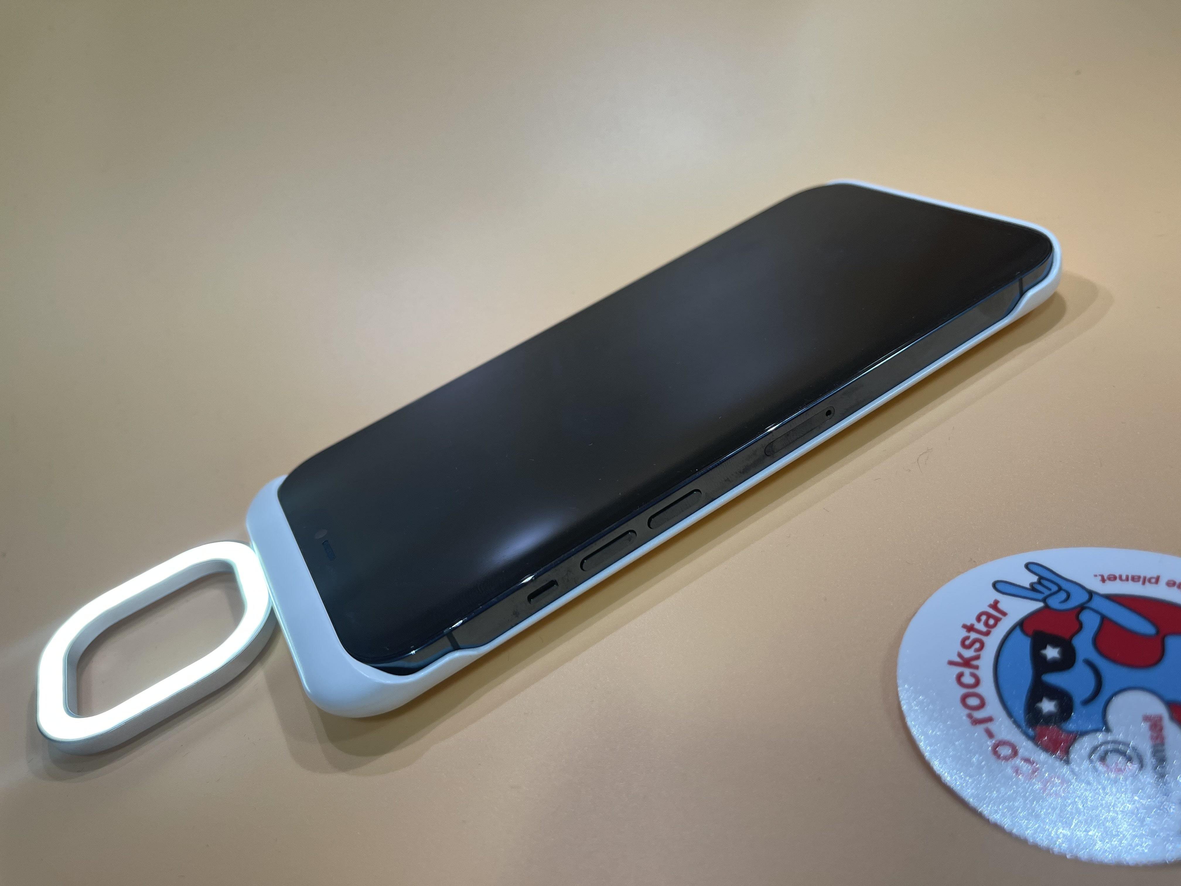 LED Ring Light Case For iPhones - Plug.tech